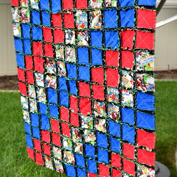 Comic Book Rag Quilt Throw - Picture 5 of 6